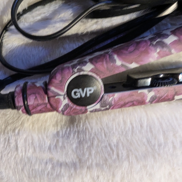 GVP Pink Floral Hair Straightener - Picture 4 of 4